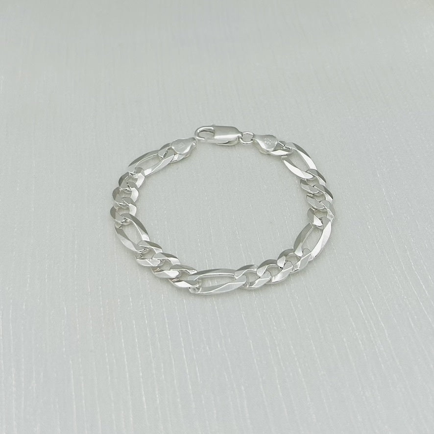 S1268BL Super Flat Figaro Bracelet 8mm. X 8"
