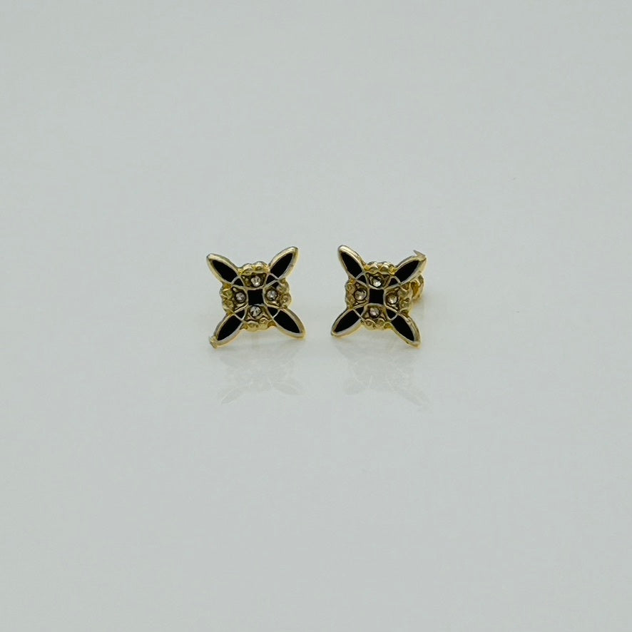 14KG370 Witch's Knot Earrings