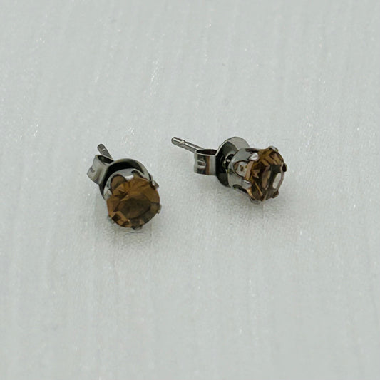 SS1314ER Brown Post Earrings 5mm.