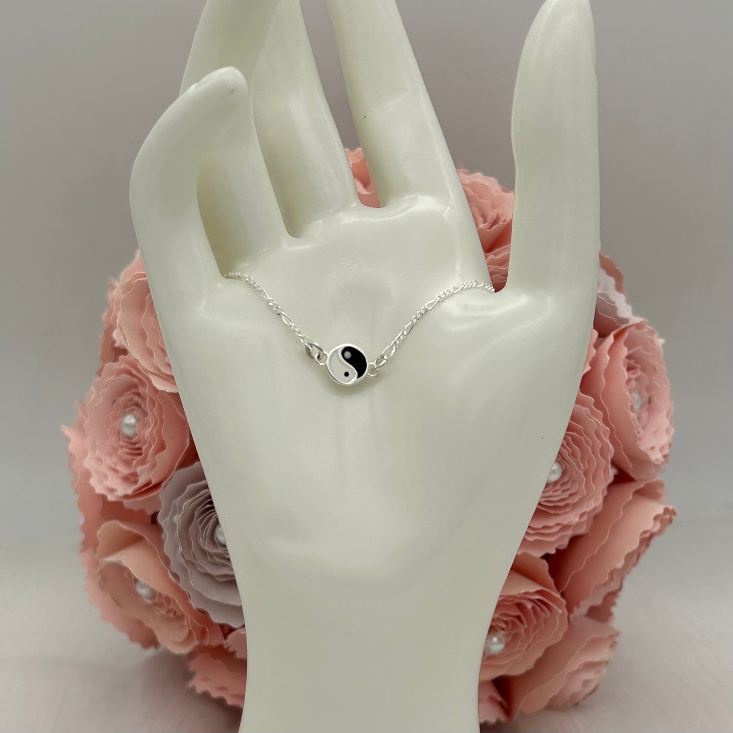 S1842 Yin Yang  Bracelet 7"