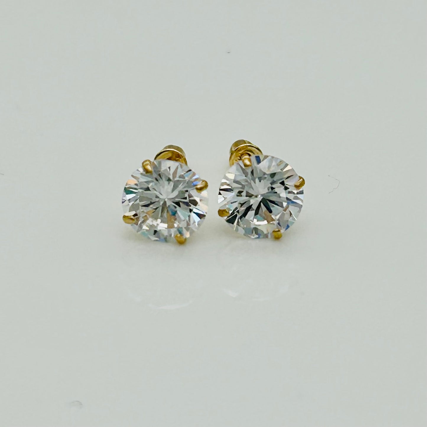 G187 14K gold Earrings 8mm.