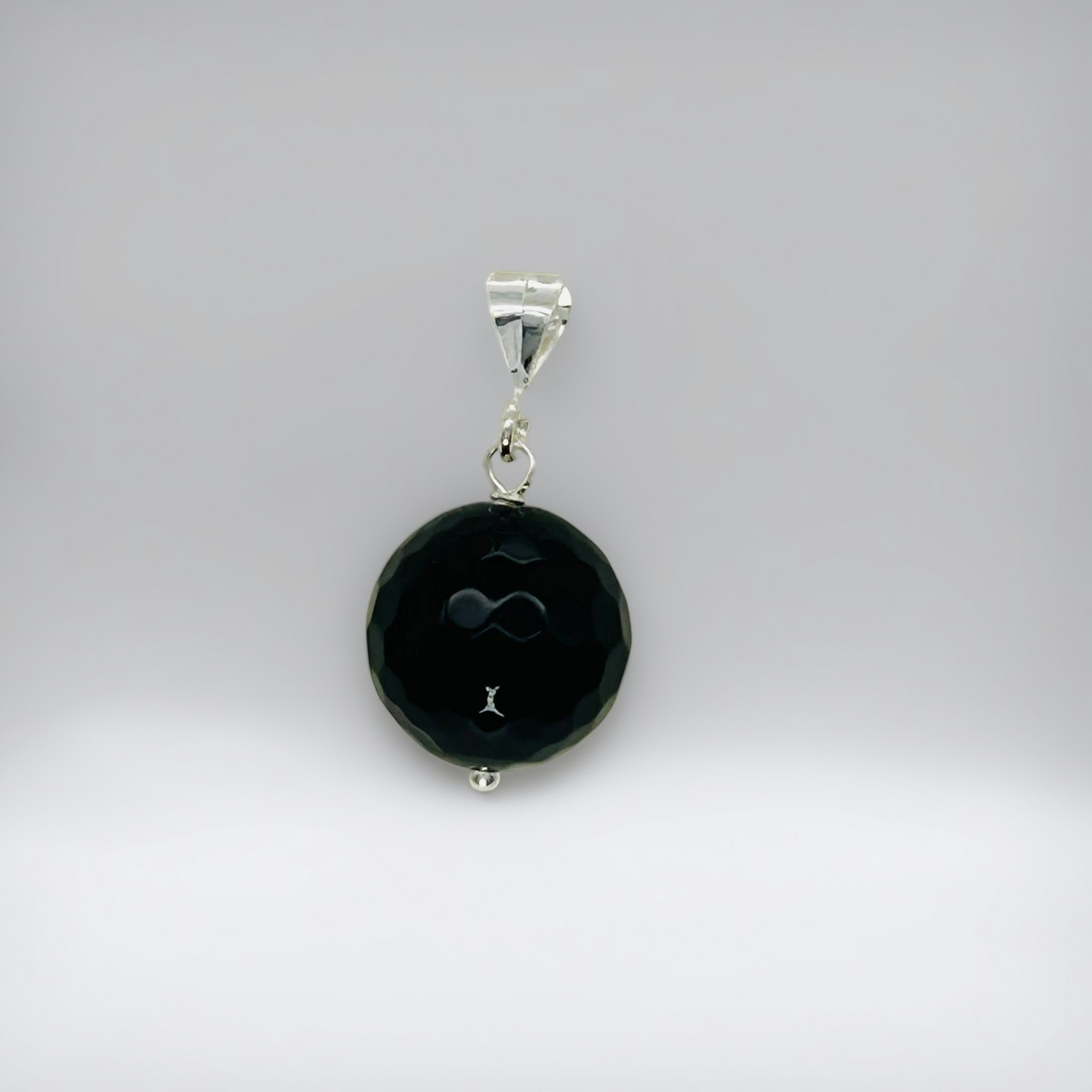 ST1499  Onyx Pendant 16mm.