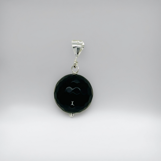 ST1499  Onyx Pendant 16mm.