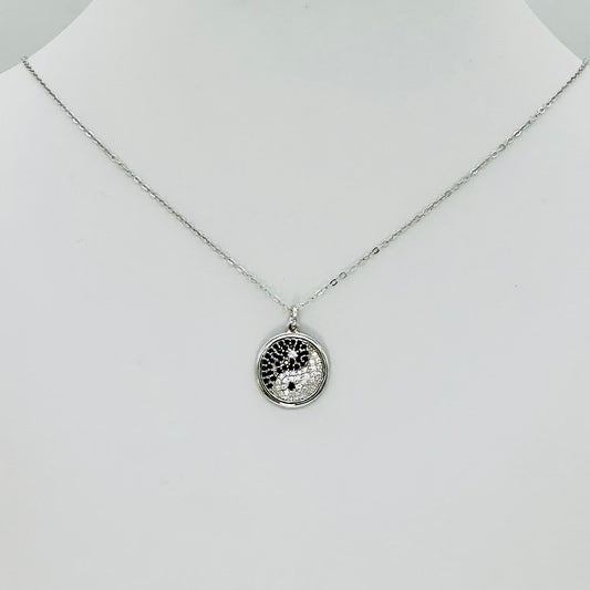 Z1668 Ying Yang Necklace 18"
