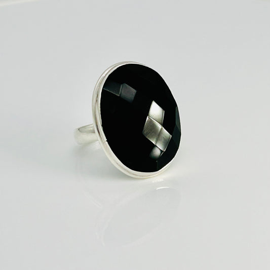 ST1243R Onyx Ring 25mm. X 20mm.