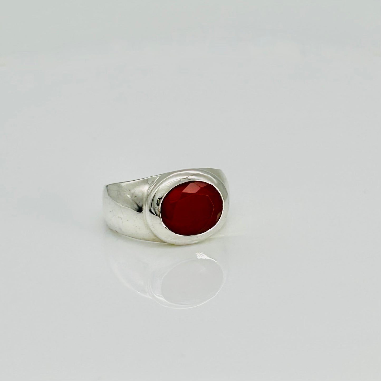ST1646  Carnelian Ring # 8.5