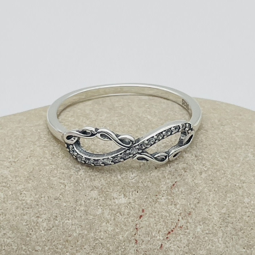 Z1623R Infinity Ring