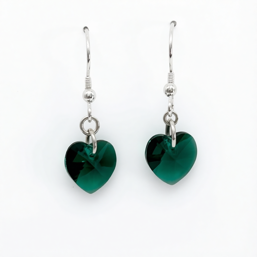 C979ER Heart Earrings