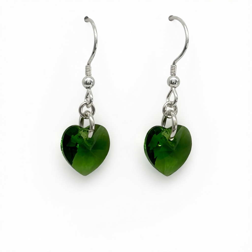 C979ER Heart Earrings
