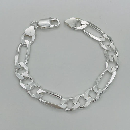 S1448BL Super Flat Figaro Bracelet 9mm. X 7"