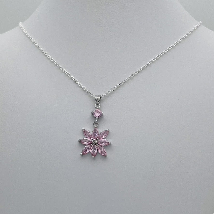 Z1289 Pink Flower Necklace 18"