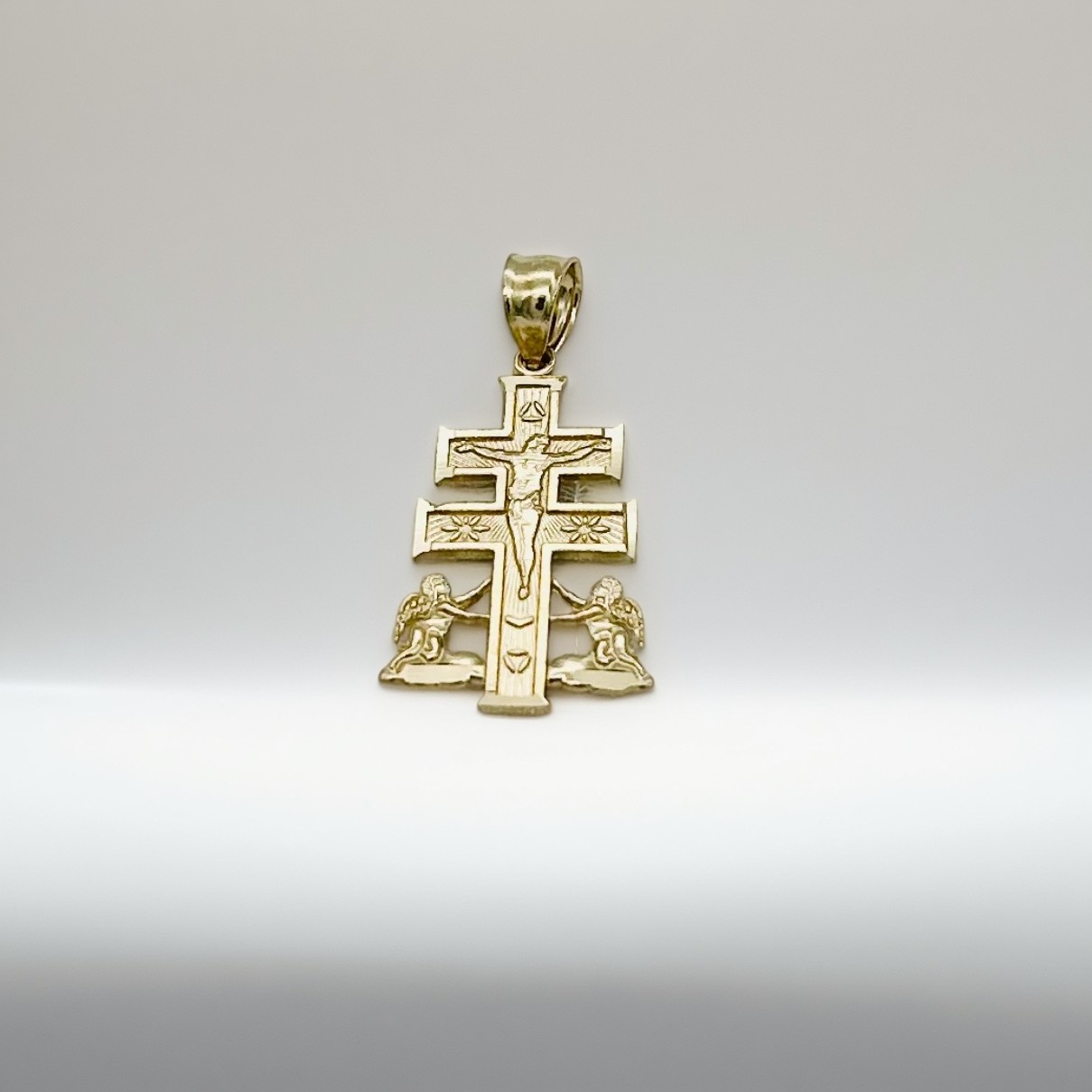 14KG484 Caravaca Cross Pendant