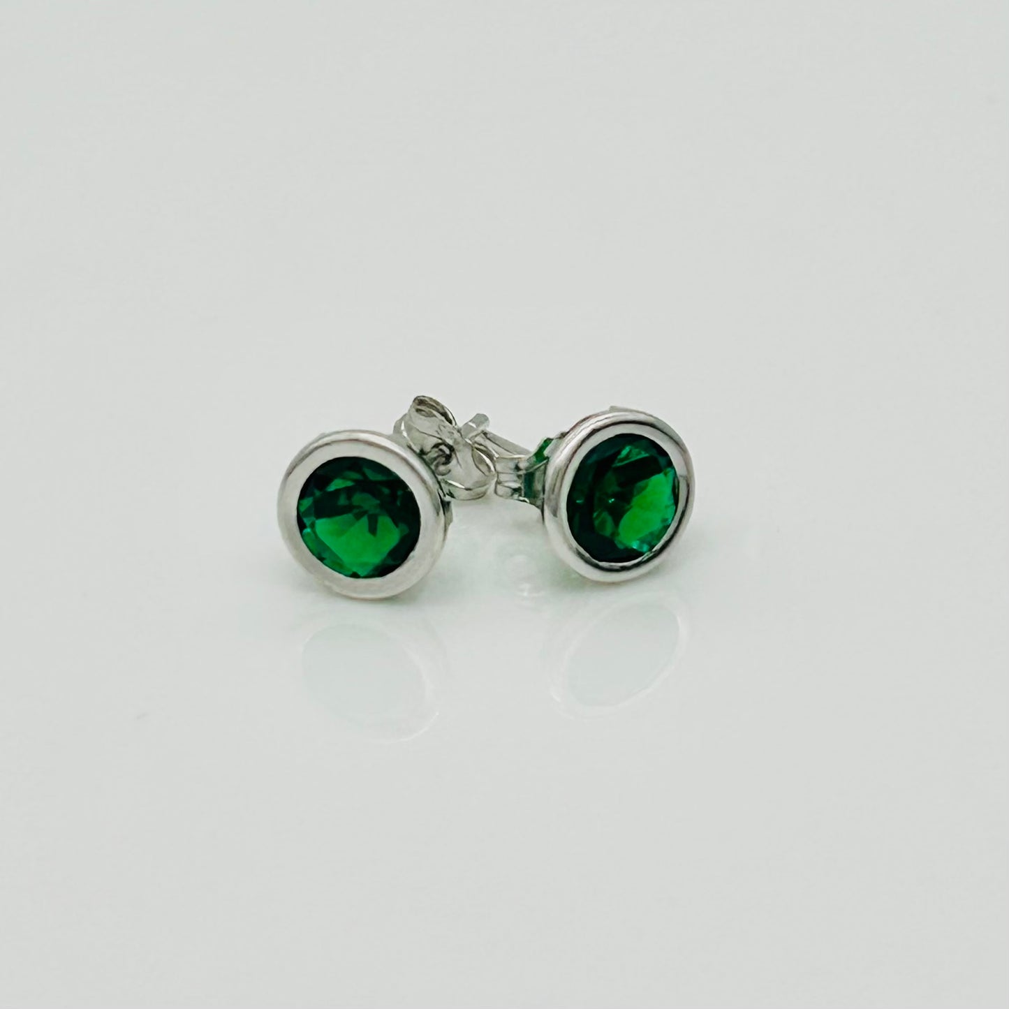 Z1903 Birthstone Earrings 7mm.
