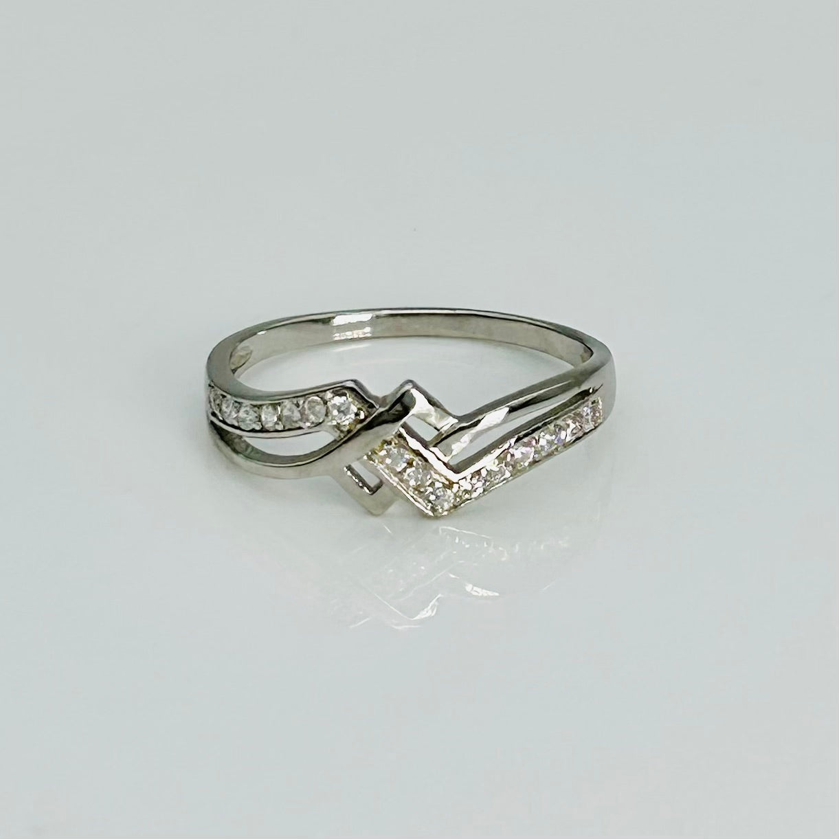 Z1916 Wedding Ring