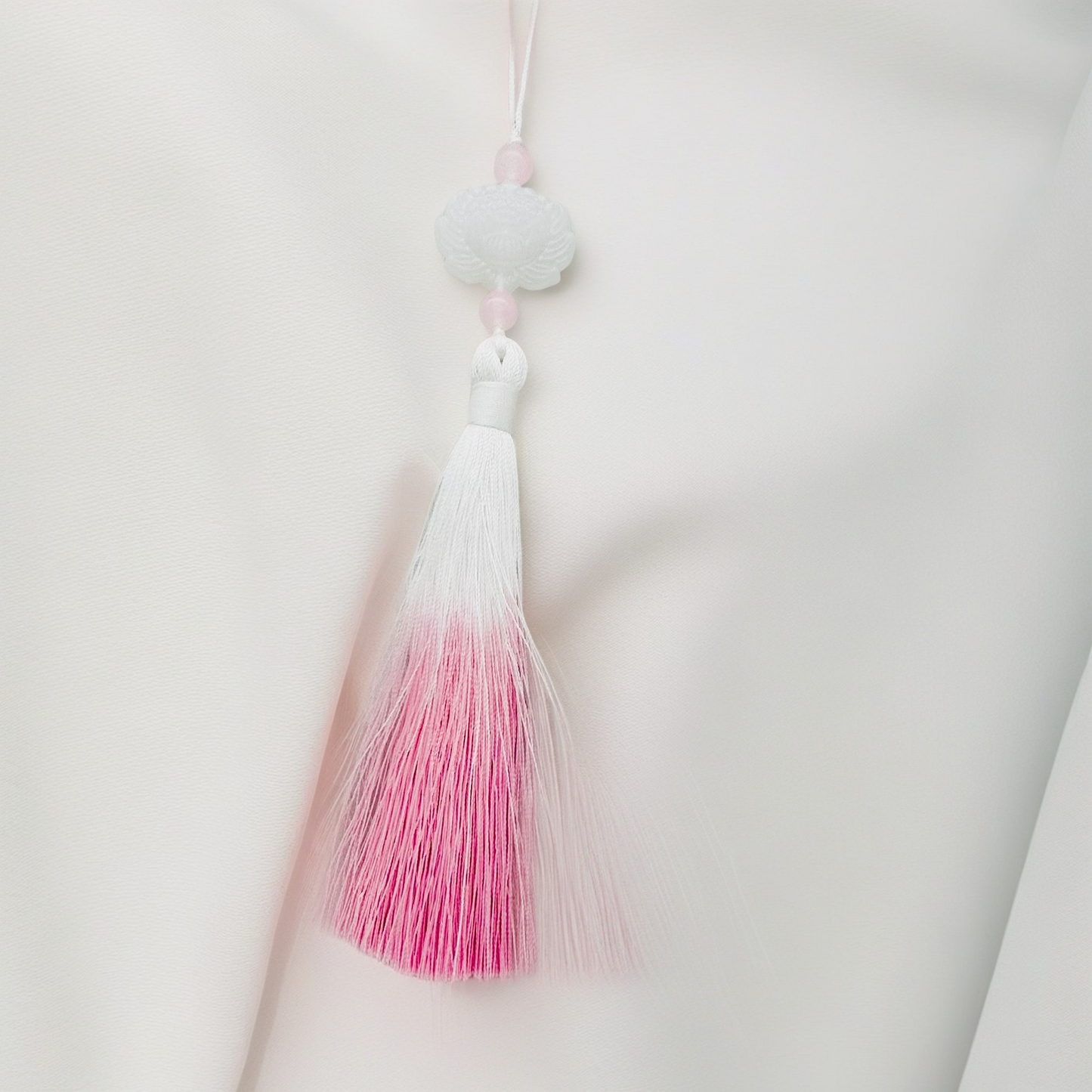 F454 Cell Phone Tassel Pink