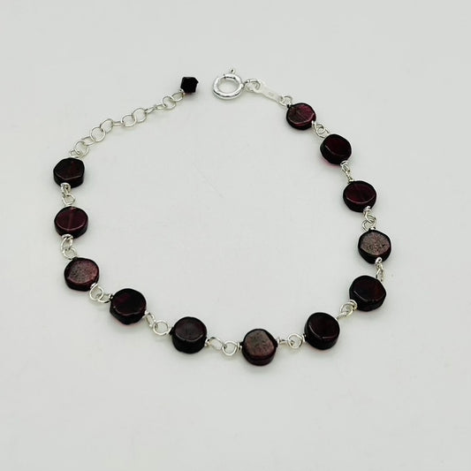 ST1929BL Garnet Bracelet  7.5"