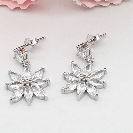 Z1289 Flower Earrings Clear