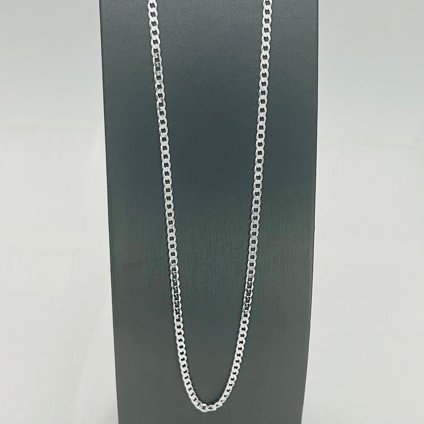 S1928 S uper Flat Curb Link Bracelet 3mm. X 22"