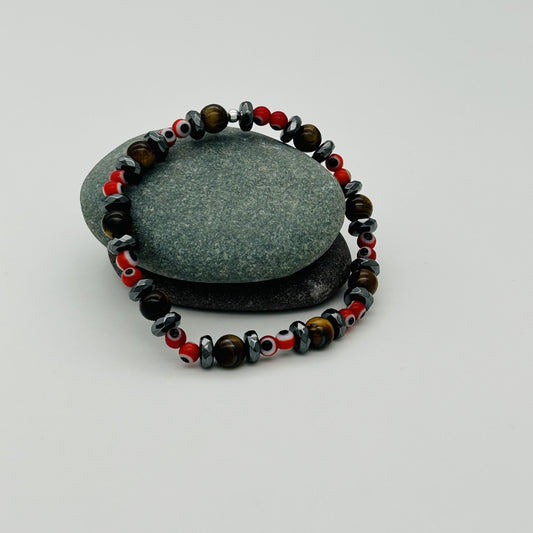 ST1794BL Red  Eyes Bracelet 7"