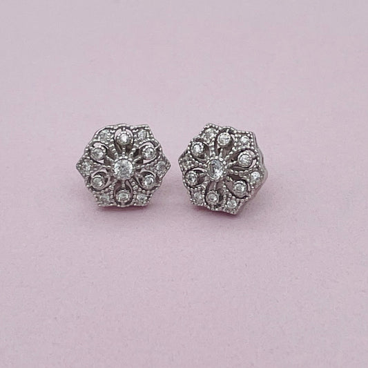 Z1596 Flower Earrings