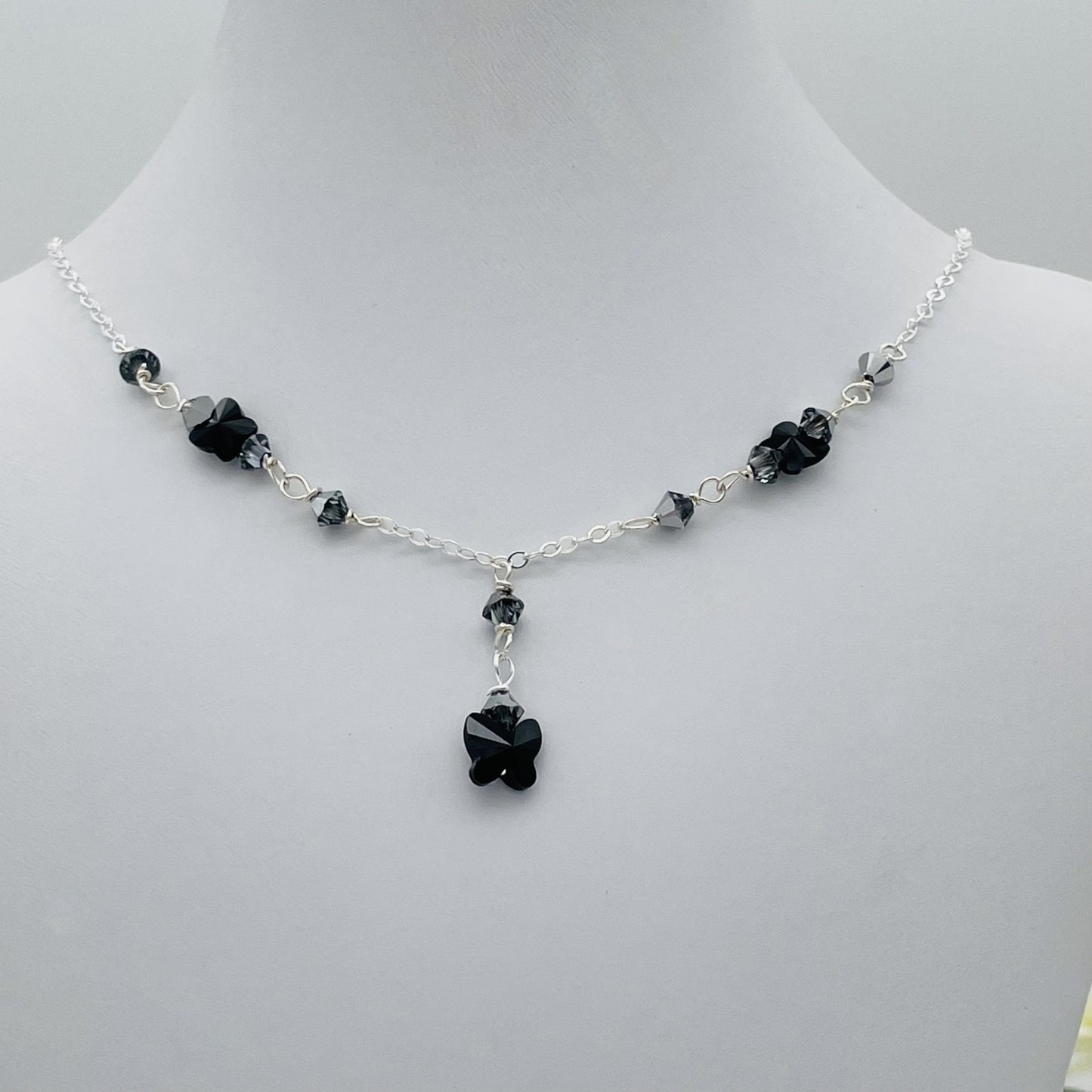 C1328SW Black Butterfly 18"