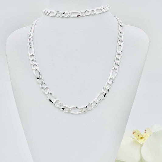 S1668CH Super Flat Figaro Chain 6.6mm. X 24"