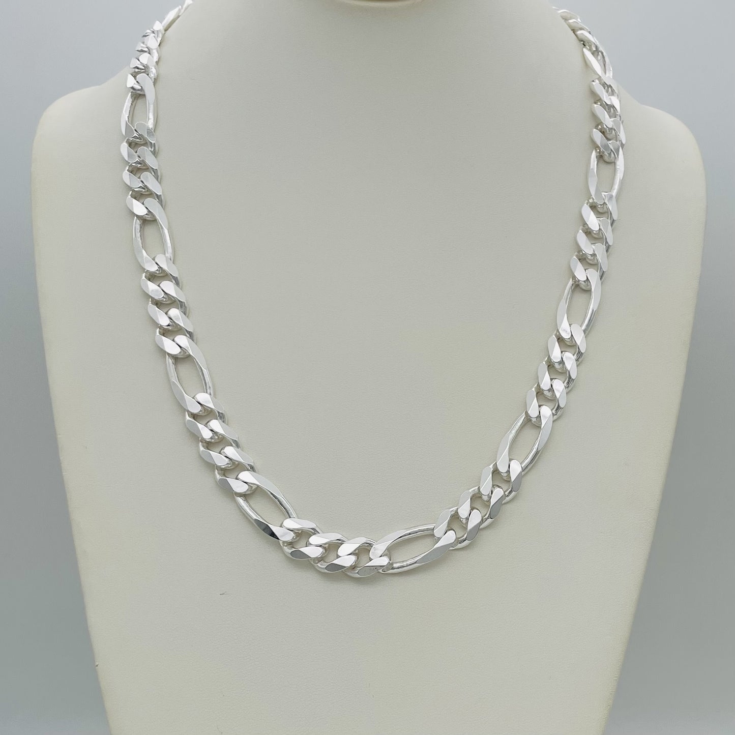 S870CH Figaro Chain 10.9mm. X 20"