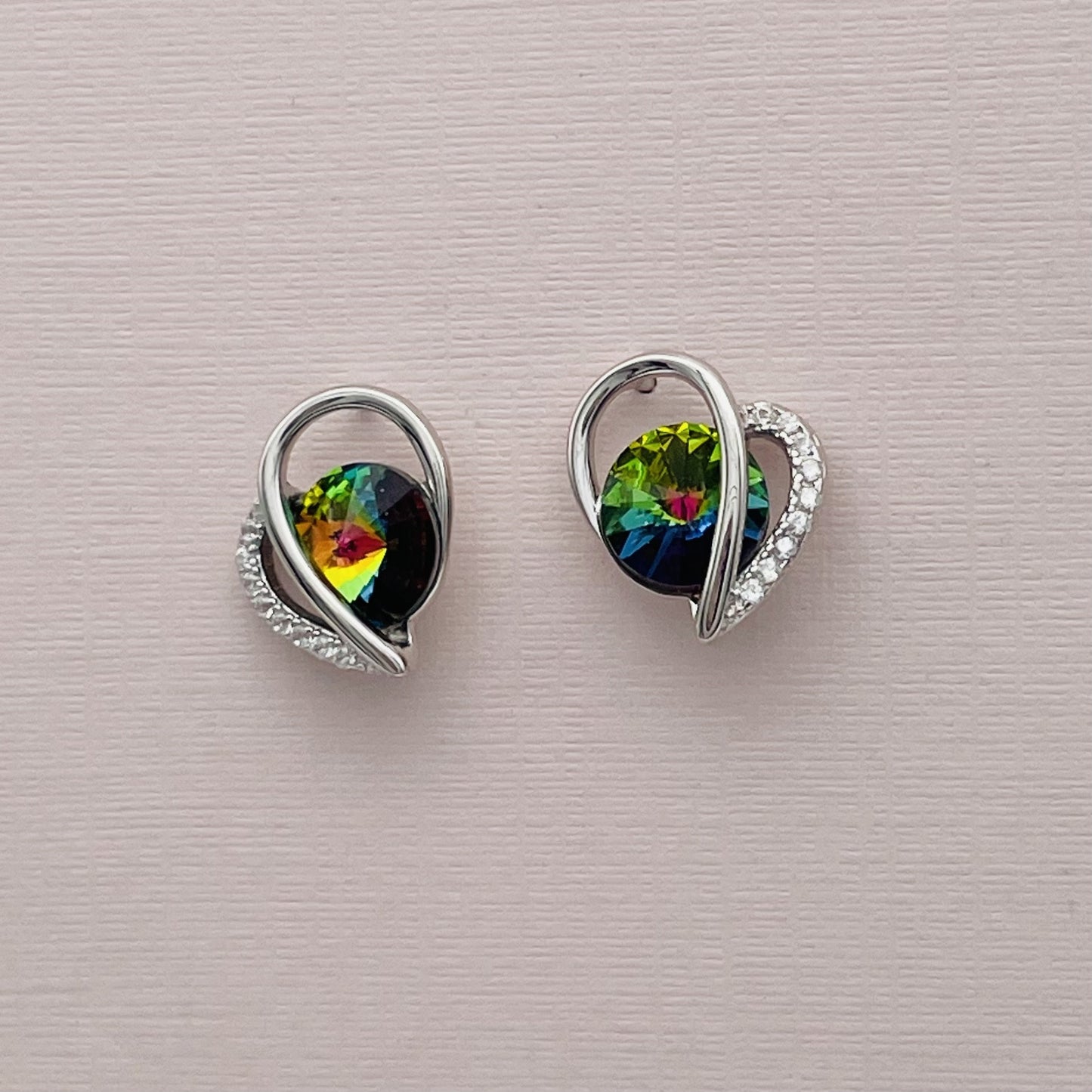 C1350ER Rainbow Heart Earrings