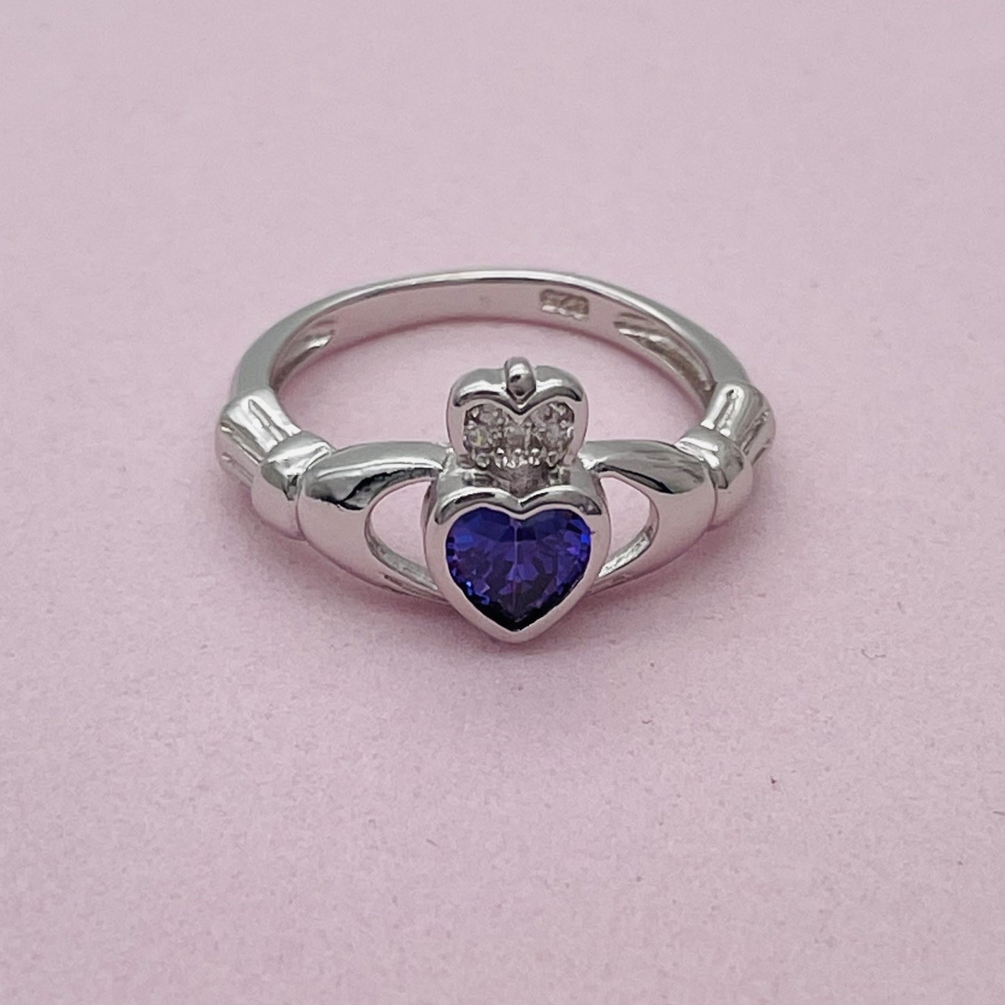 Z1658R Claddagh Ring