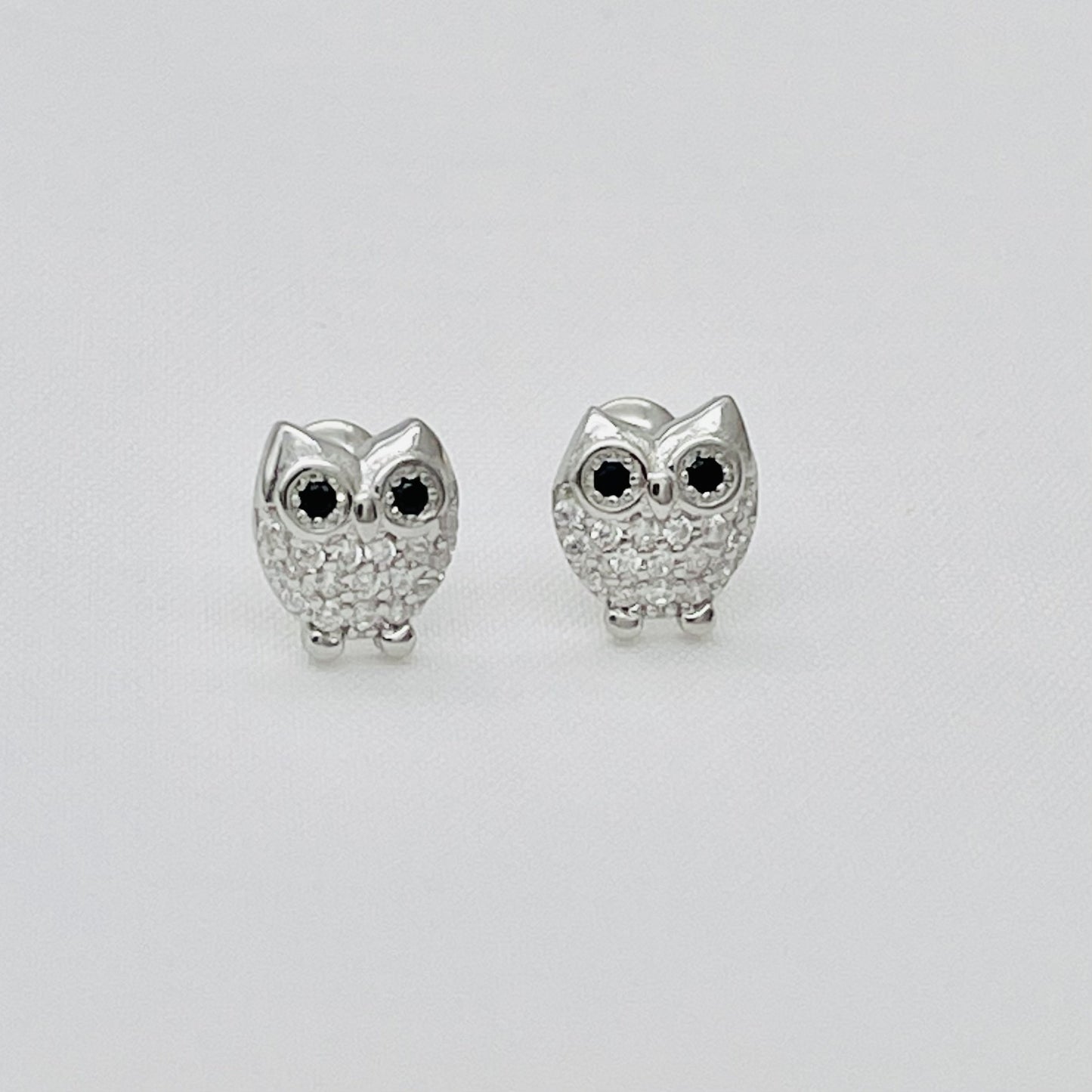 Z1672 Owl Earrings
