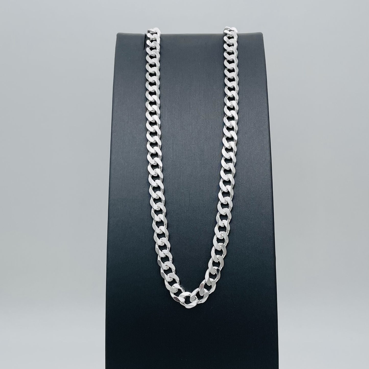 S1374CH Curb Link Chain 7mm. X 18"