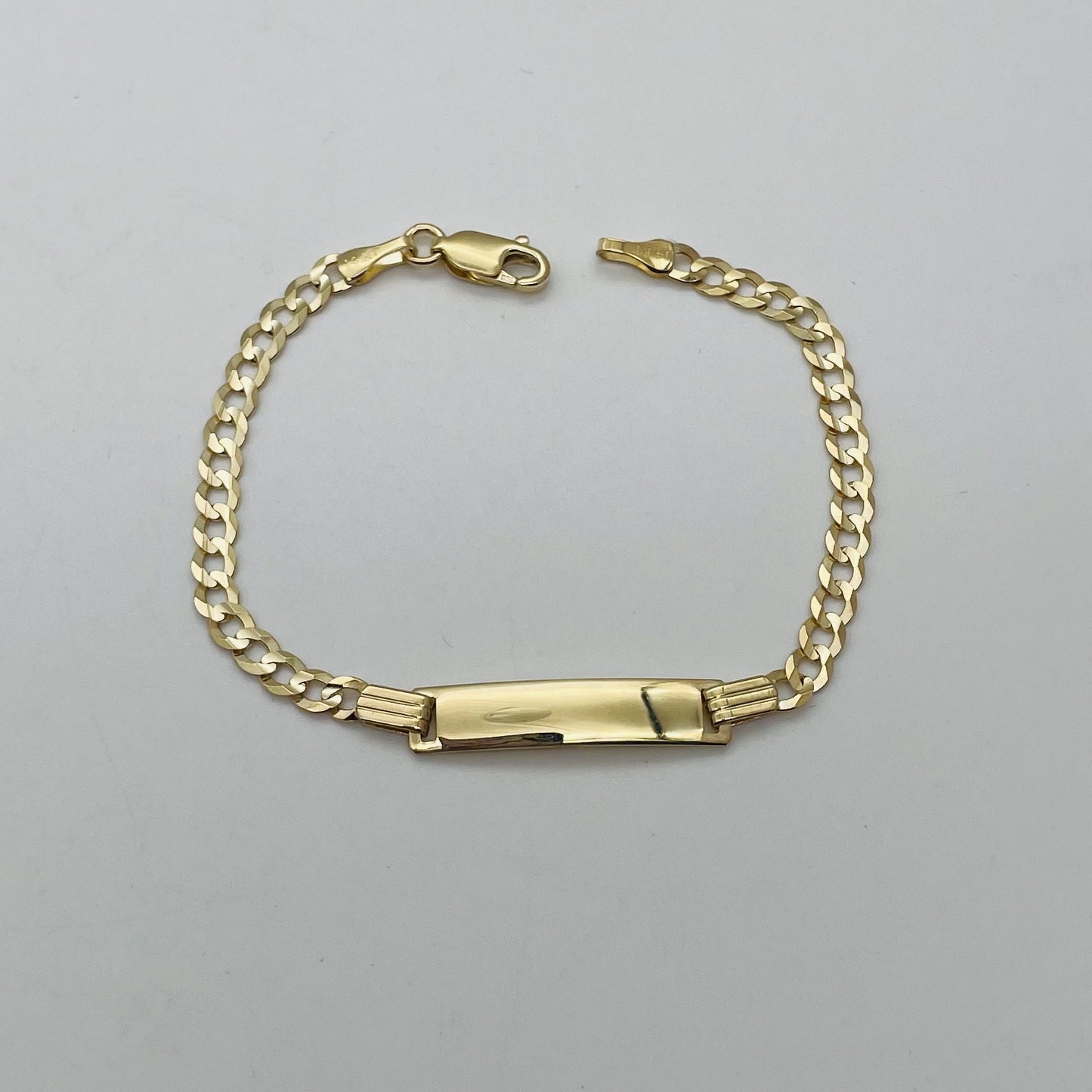 G255 14K Gold Curb Link Bracelet 4mm. X 6"