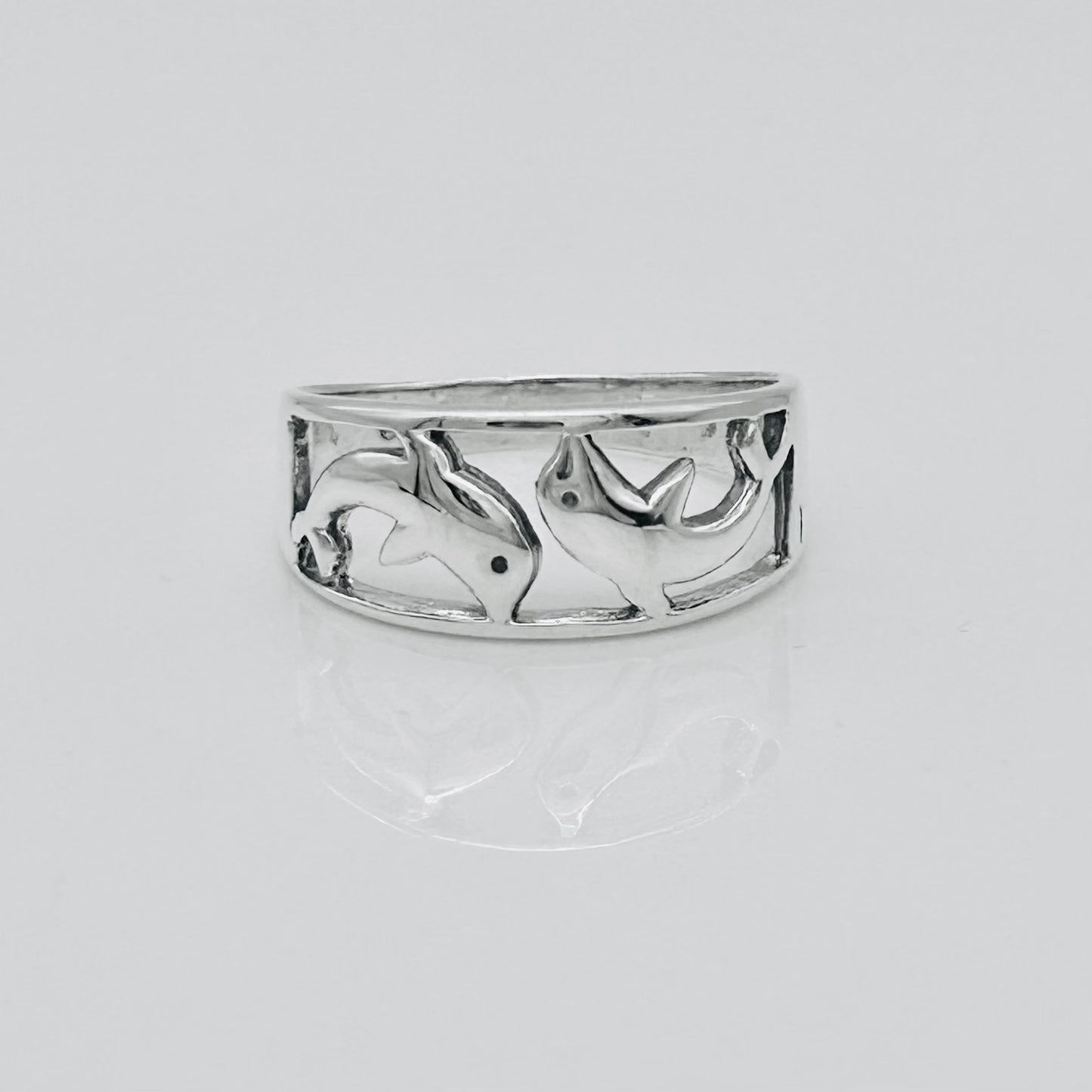 S1926 Dolphins Ring
