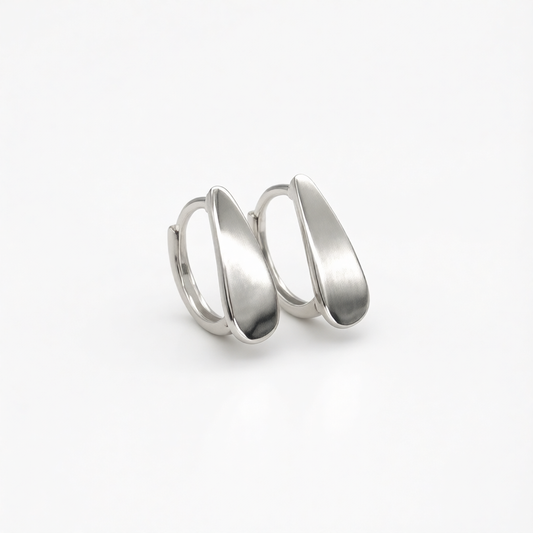 S1952 Teardrop Huggie Earrings 12mm.