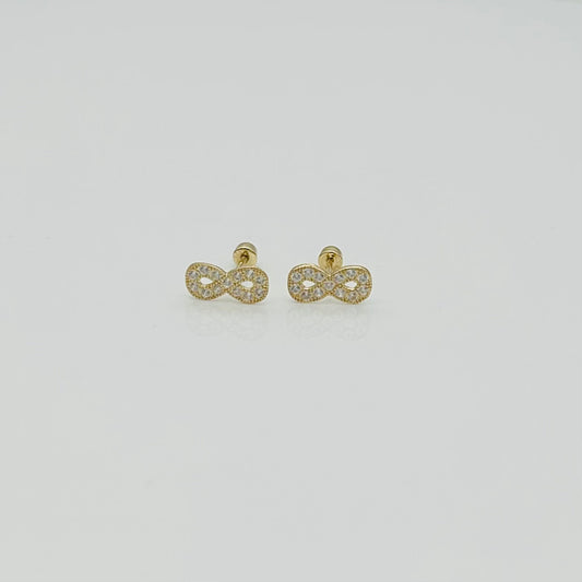 14KG451 Infinity Earrings 4mm. X 8mm.