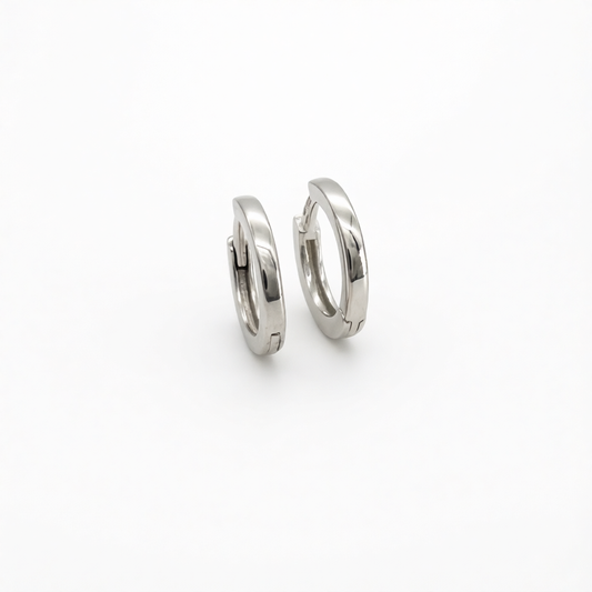 S1955 Huggie Earrings 10mm.