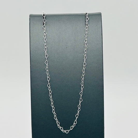 S1879 Hearts Chain 16"