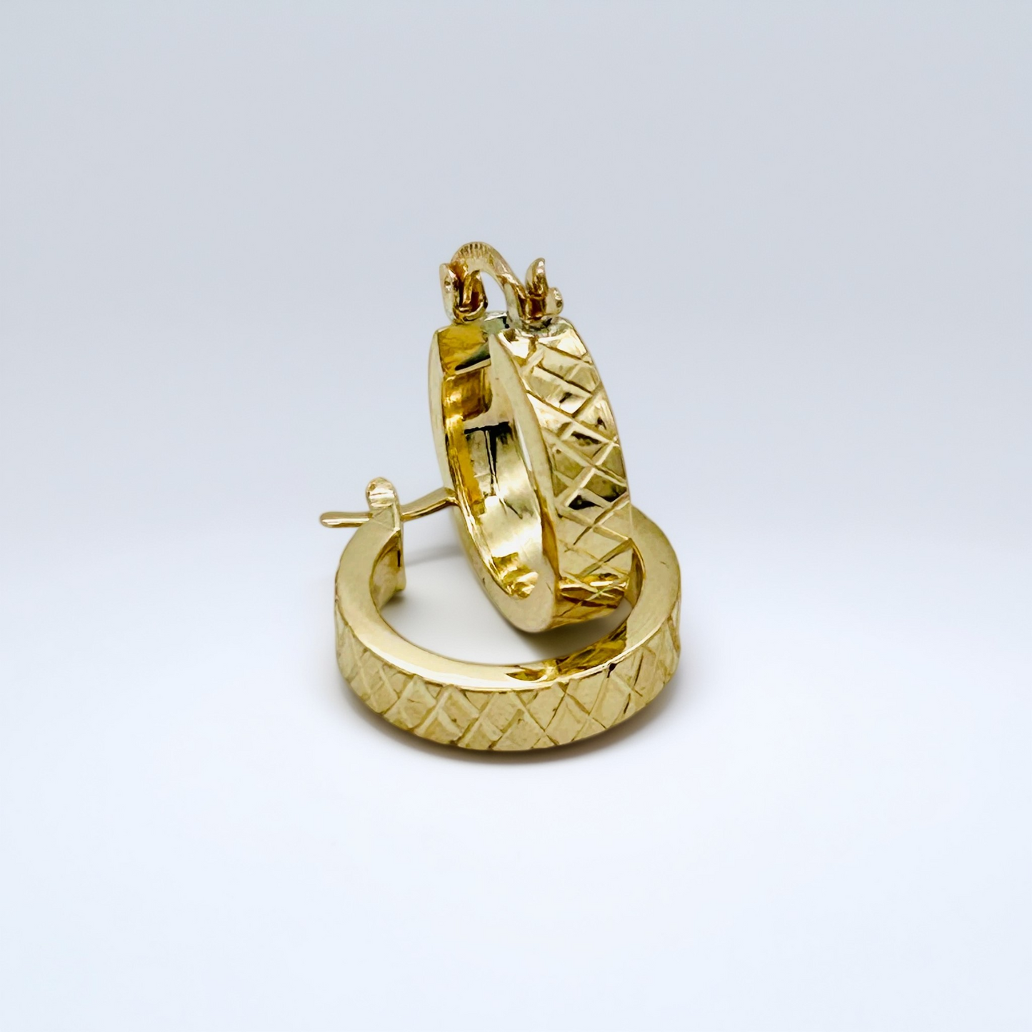 10KG01 Hoops 4X17mm.