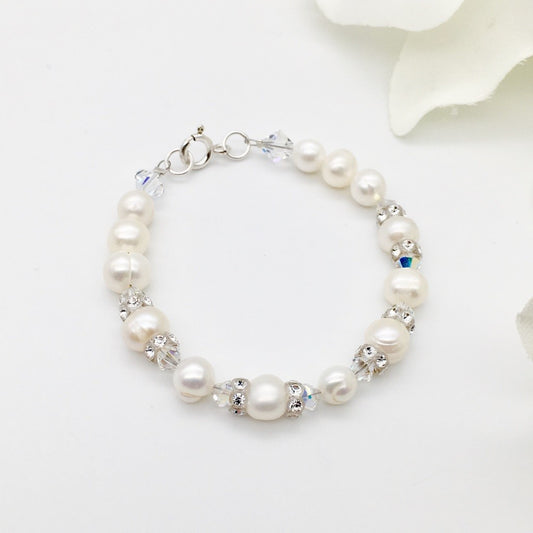 CH922BL White Pearls Bracelet 6"
