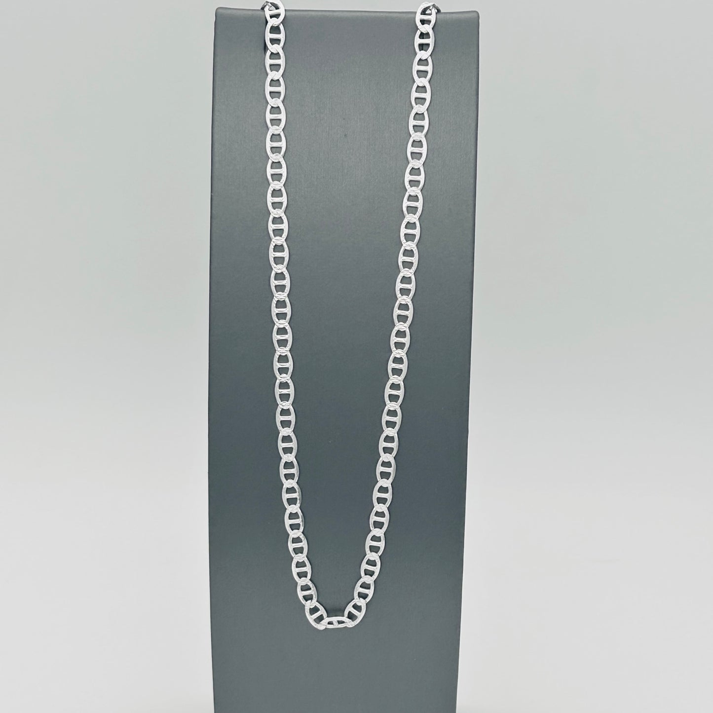 S1891 Super Flat Marina Pave Chain 4.6mm. X 26"