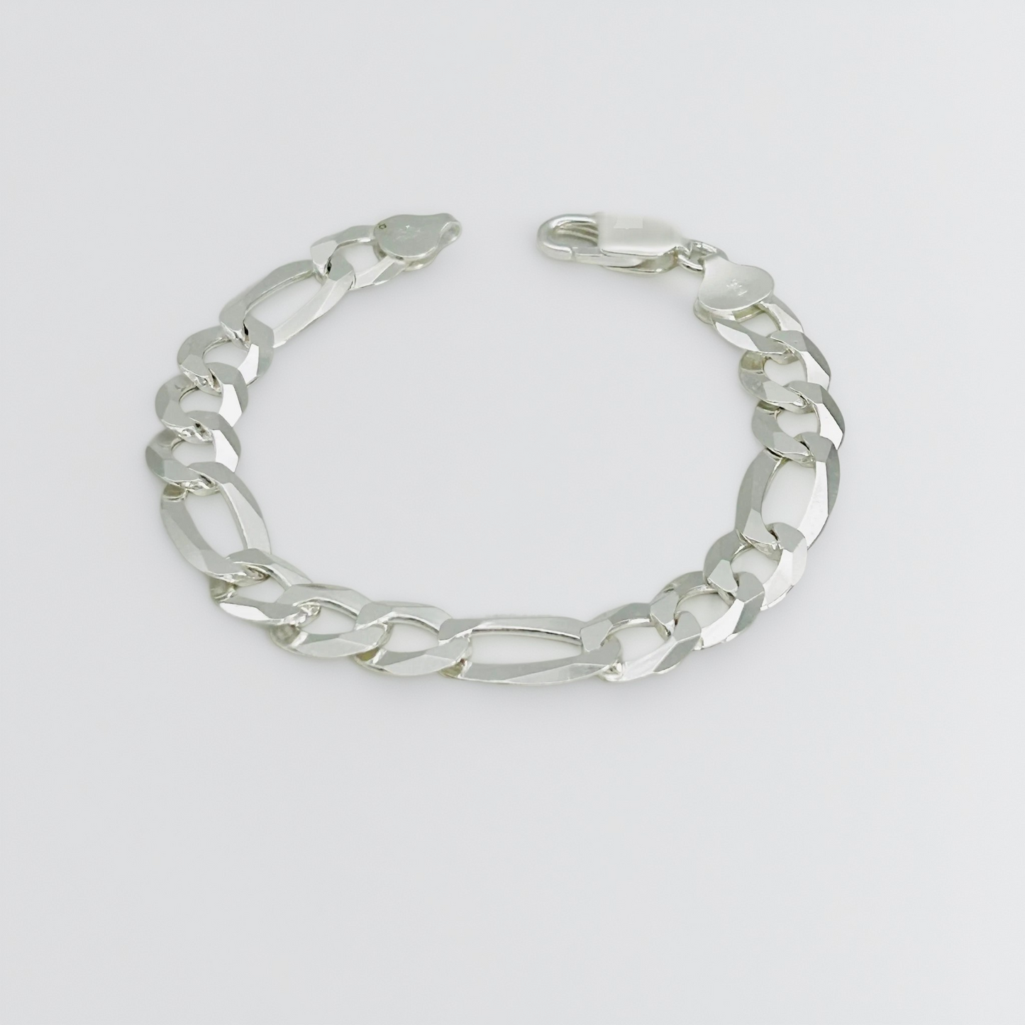 S1892 Super Flat Figaro Bracelet  8.9mm. X 9"