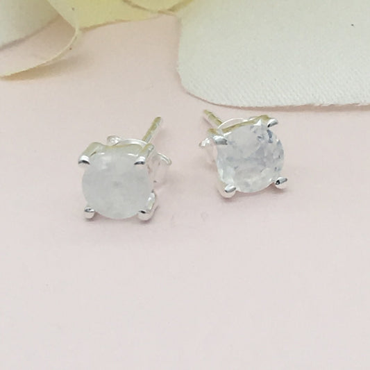 ST1398ER 5mm. Moon Stone