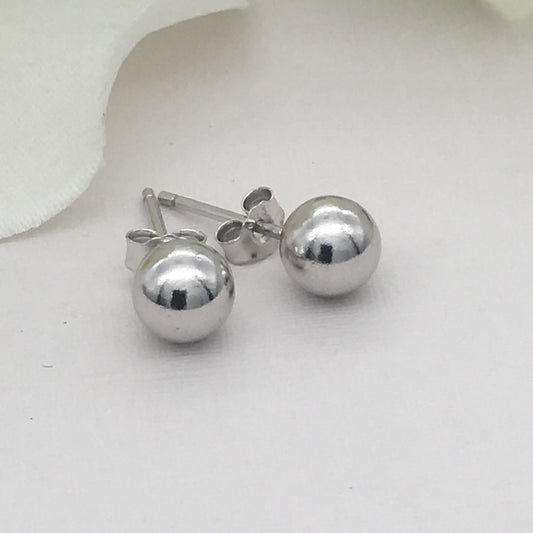 S1054 Ball Earrings  6mm.