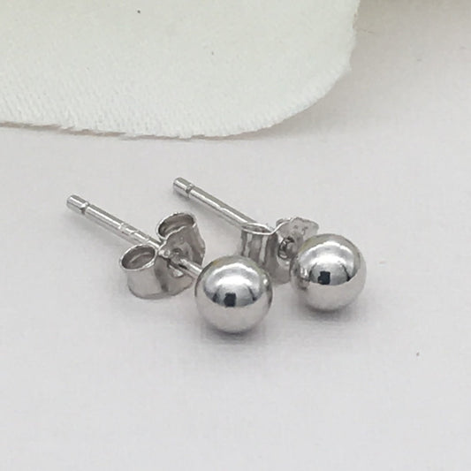 S1054 Ball Earrings 4mm.