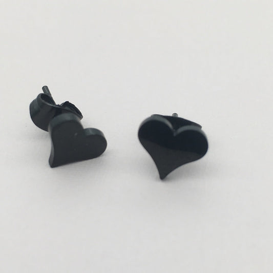 SS1107ER Black Heart Stud Earrings