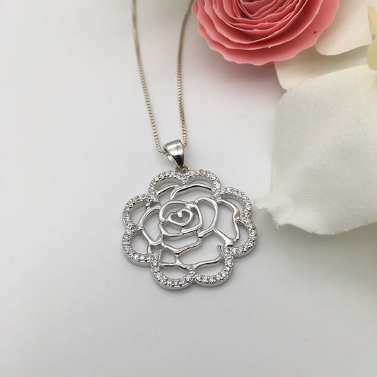 Z1284 Flower Necklace 18"