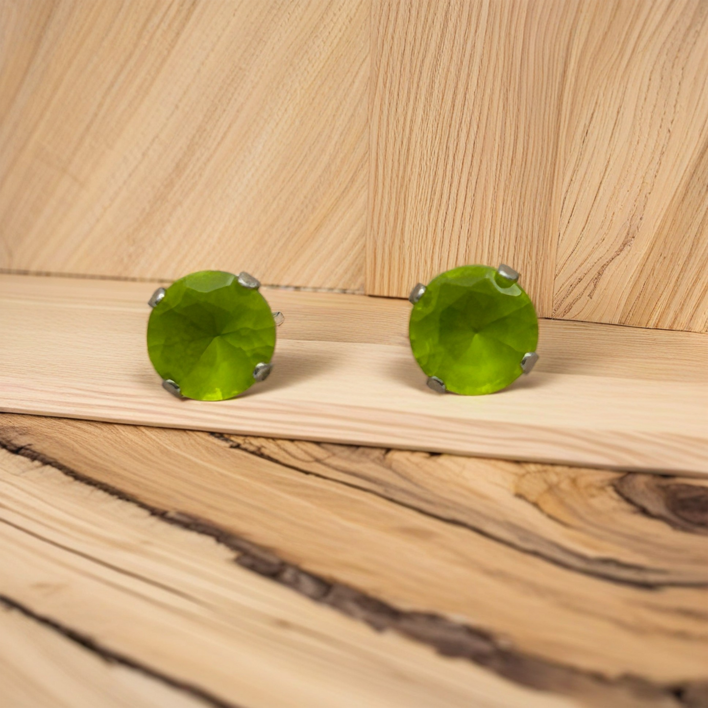 Z803 Round Post Earrings 5mm.