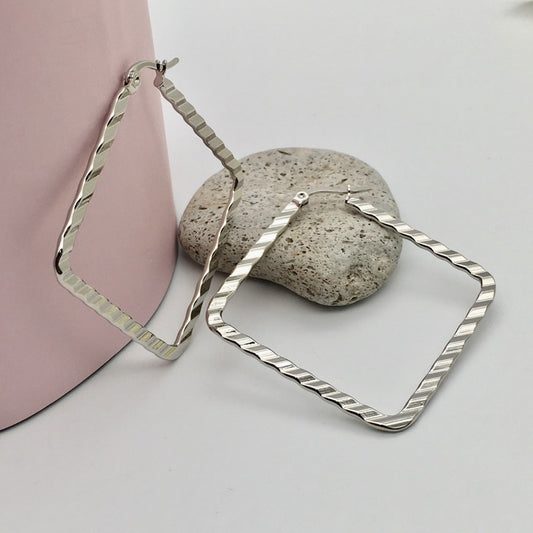 SS969 Square Hoop Earrings 30mm.
