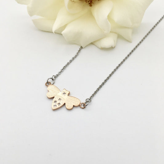 SS1276 2 Tone bee Necklace 18"