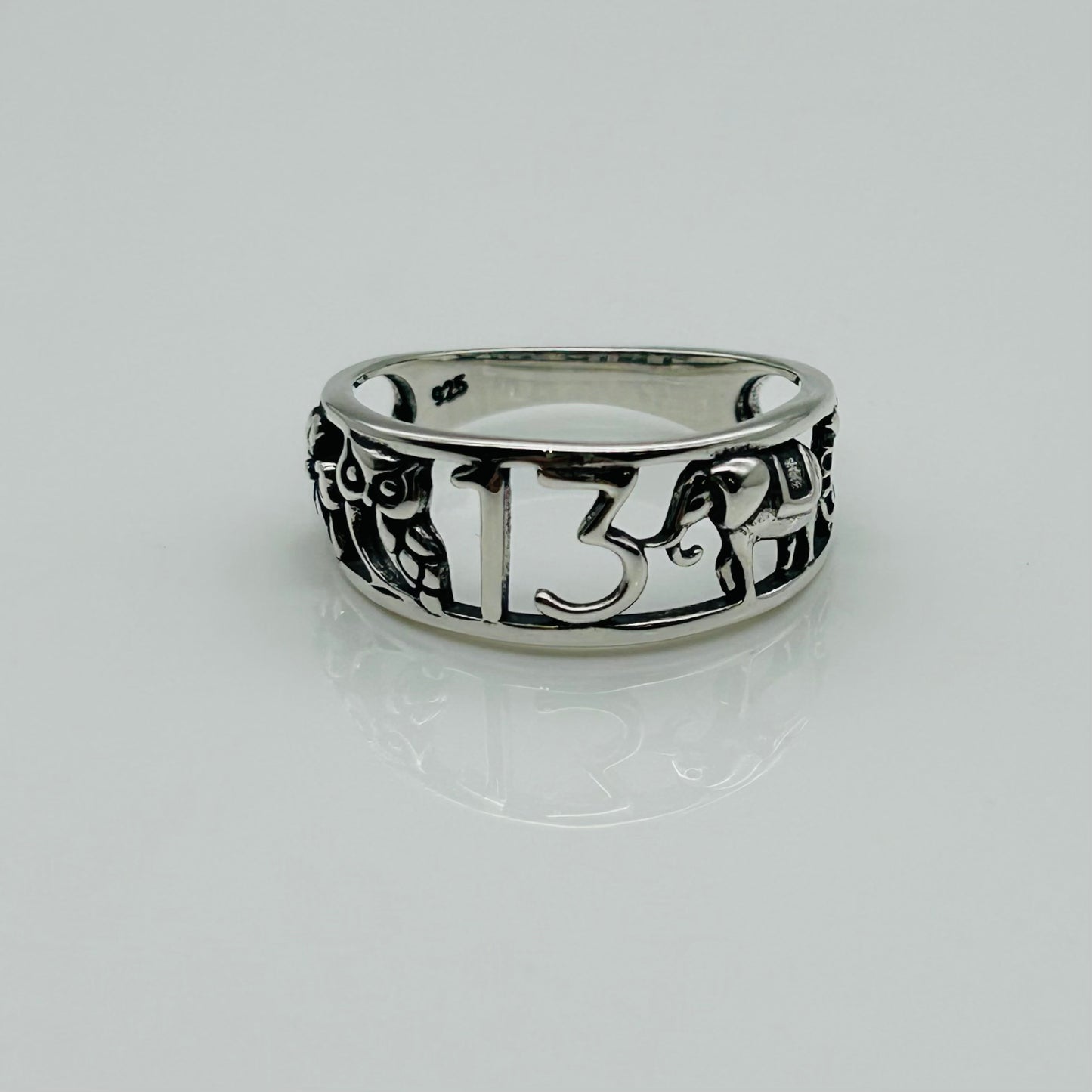 S1900 Lucky Symbols Ring